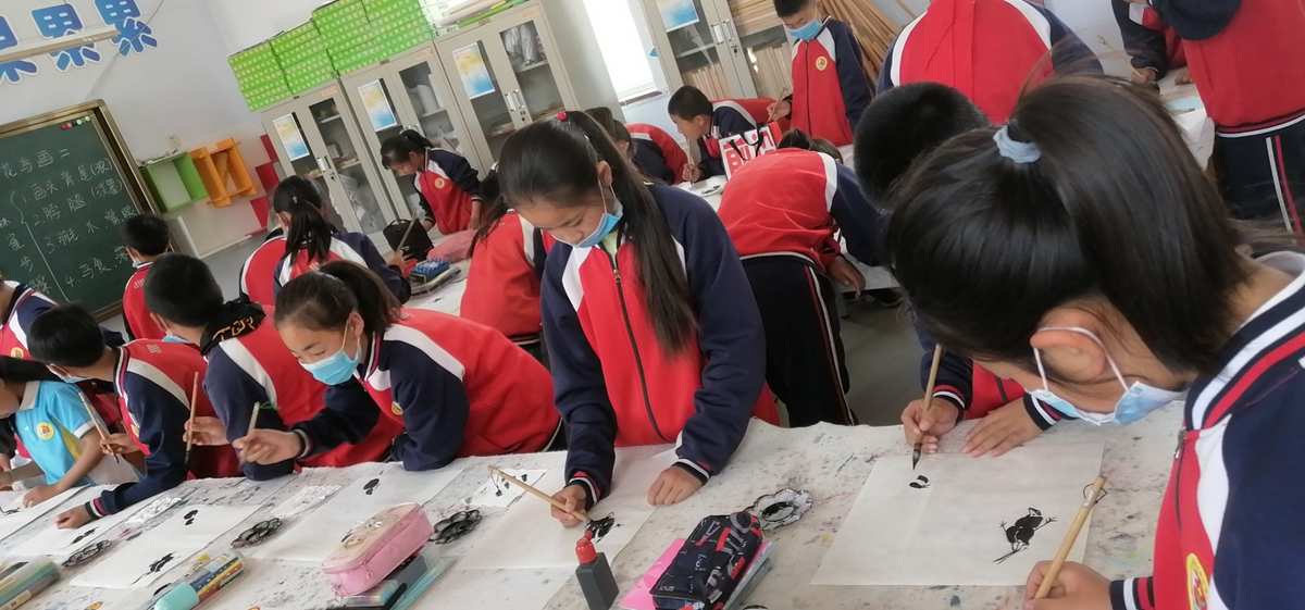 五原县丰裕中心校