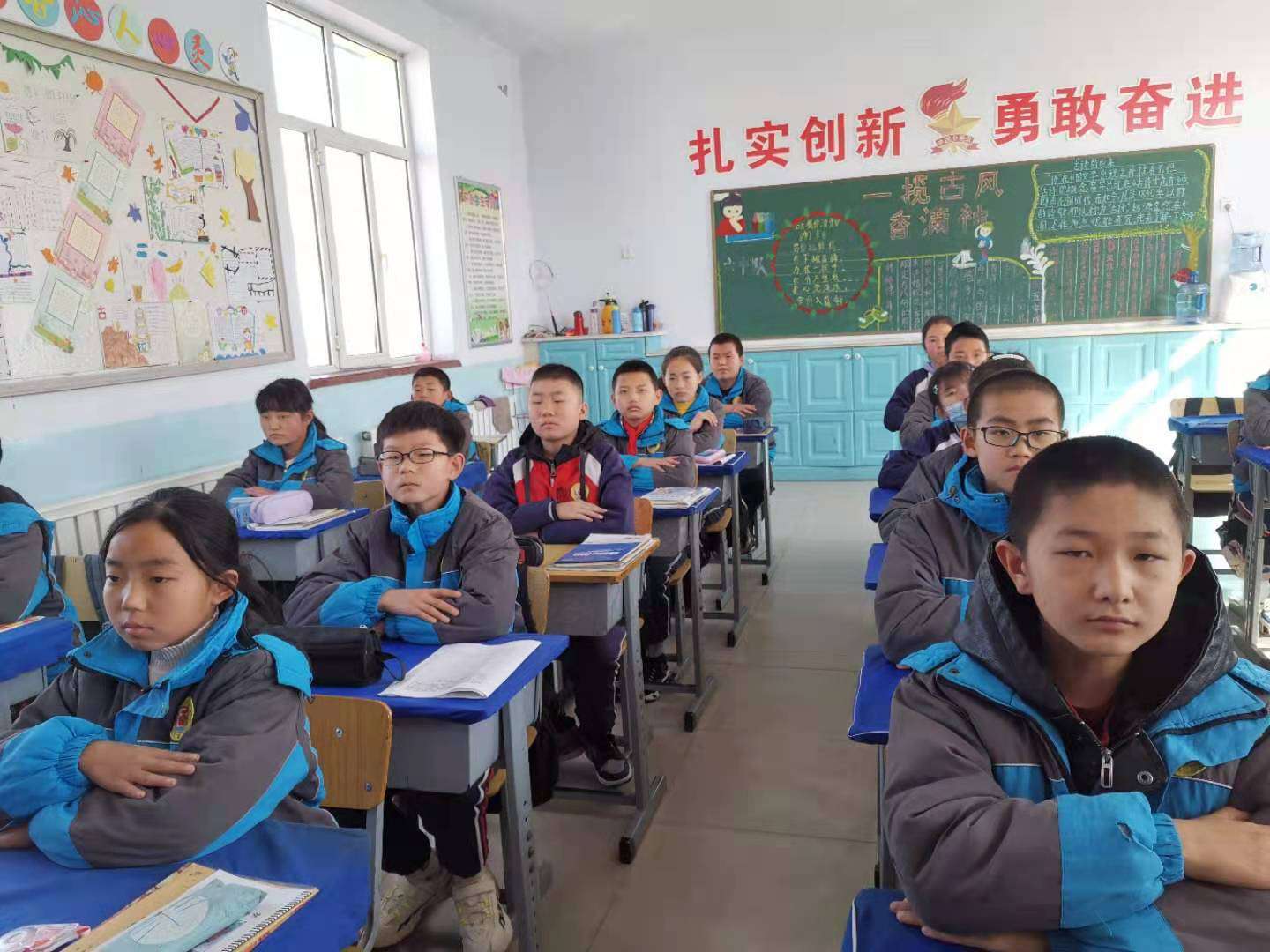 五原县丰裕中心校