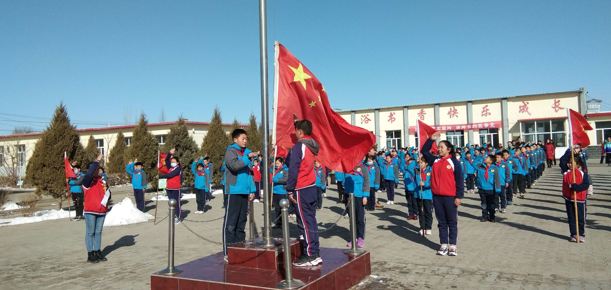 五原县丰裕中心校