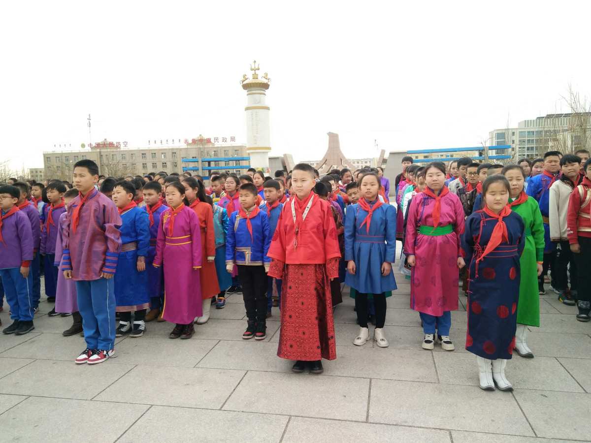 乌拉特中旗蒙古族学校